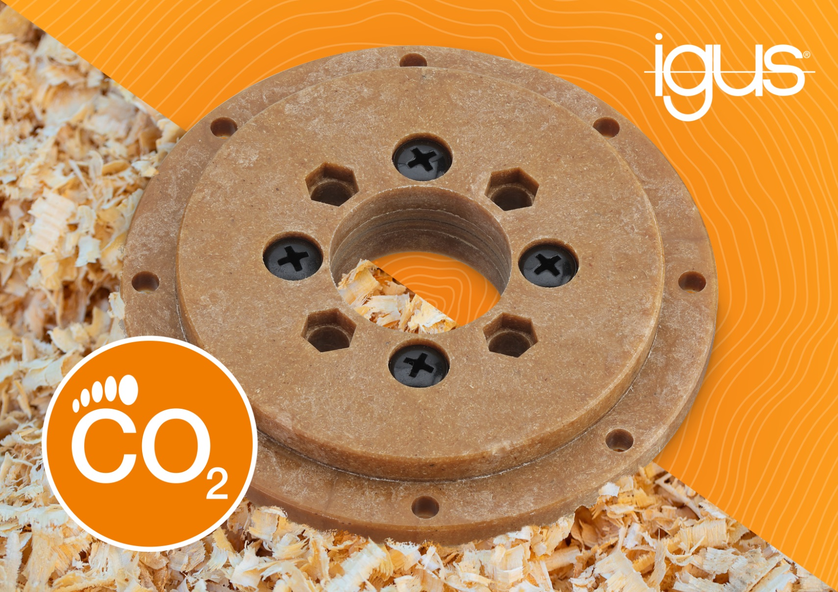 The new igus slewing ring bearing made of WPC impresses not only with its wooden look but also with its low CO2 footprint