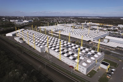 The entire igus campus in Cologne, where the company produces, tests and researches, now covers around 218,000 square meters.