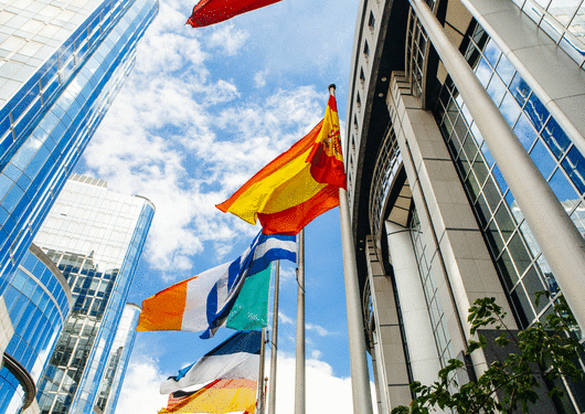 042817 Eu Banksto Support Slider Image