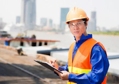 062817 Global Shipping Industry Is