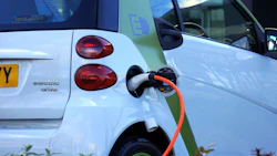 0419 Electric Carmakers Face