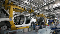 0702 General Motors Warns Trump