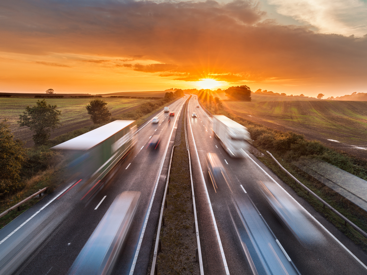 1022 Trucking Innovationin Industrial