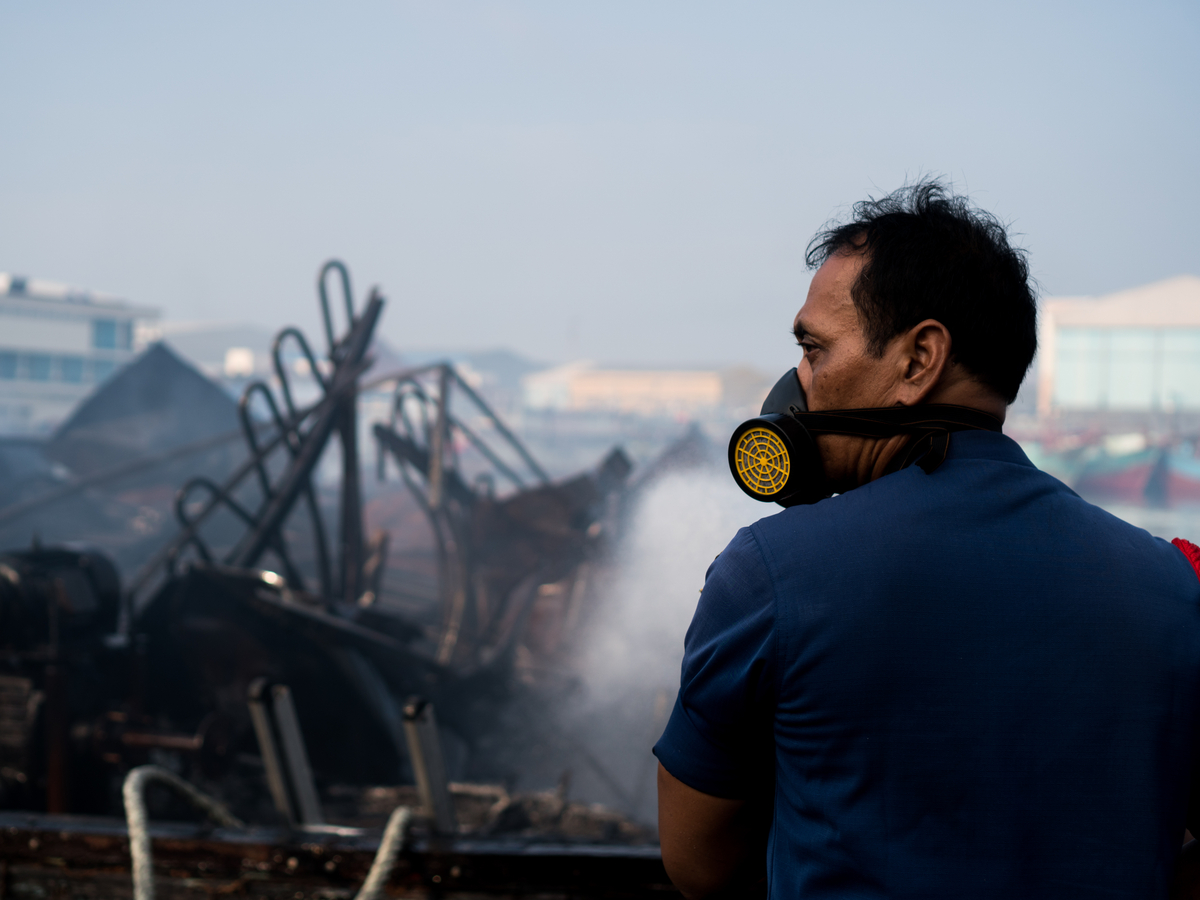 0328 Ship Operators Raise Alarms