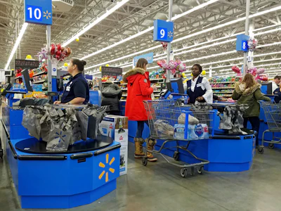 Shoppers purchase items at a Walmart Inc. store. Photo: Shutterstock.