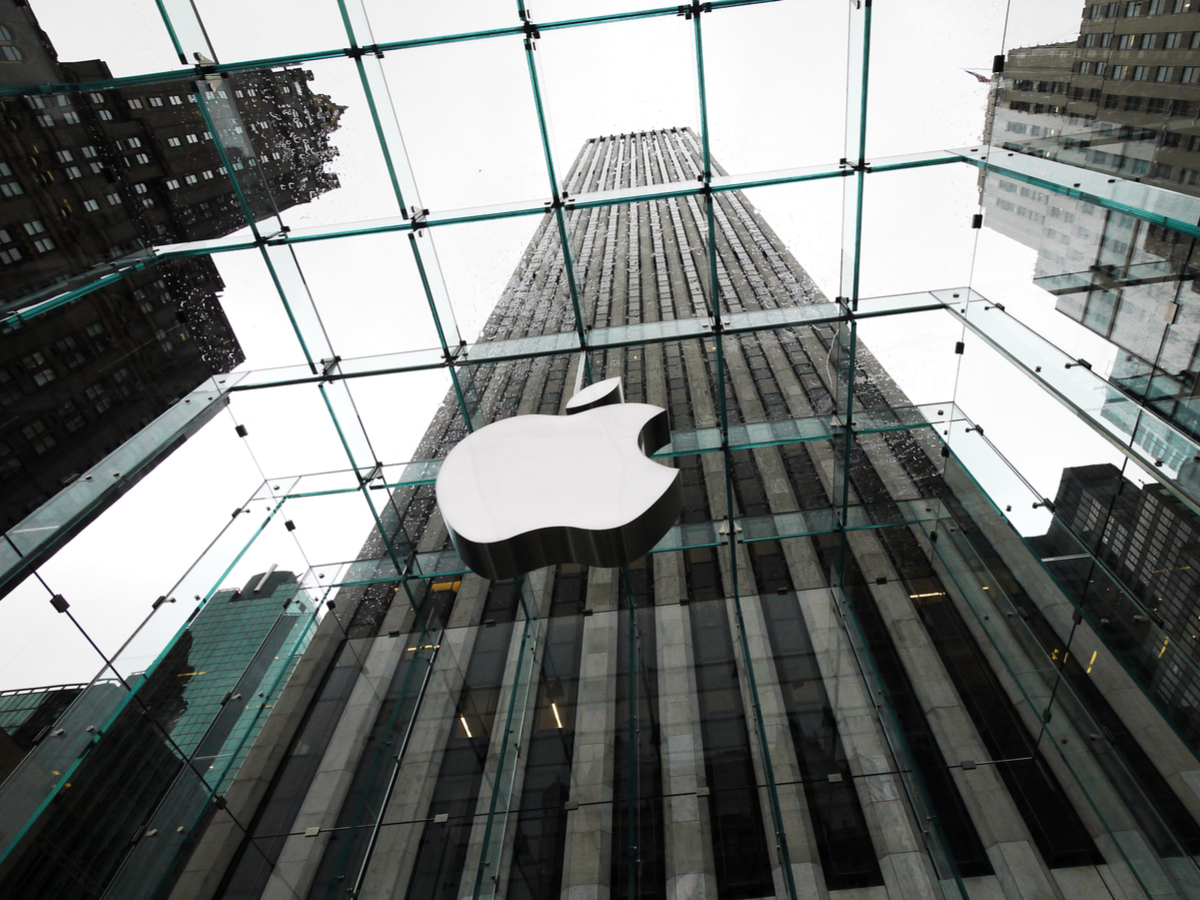 0422 Apple