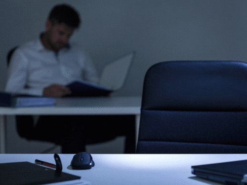 1107 Improve Employee Scheduling