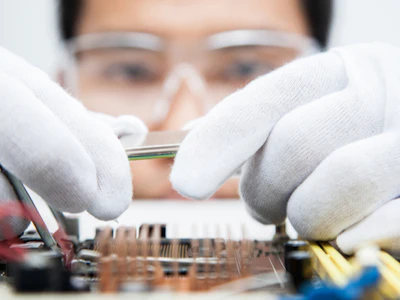 1107 Intel Used Supply Chain