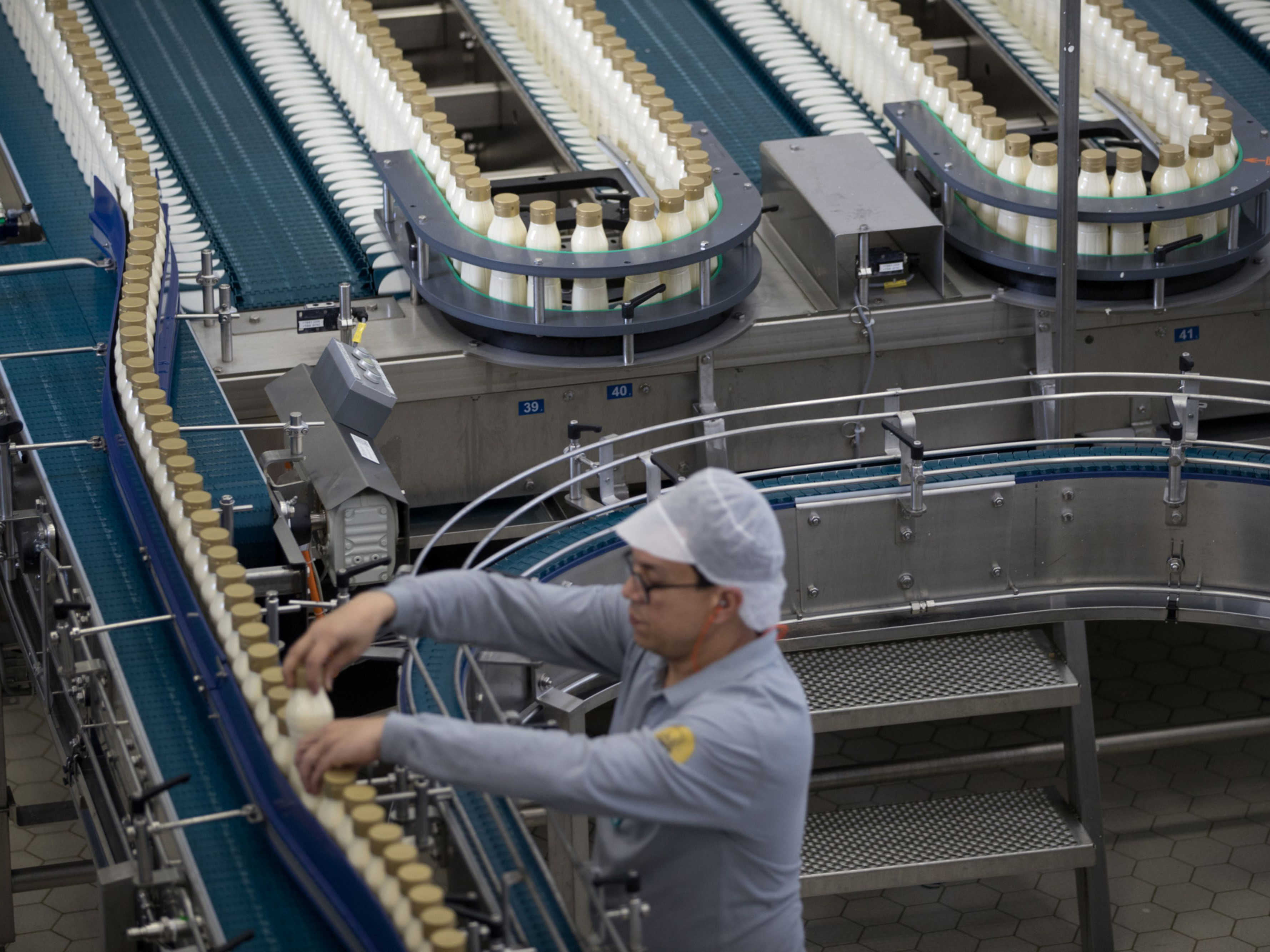 Consumer goods production line. Photo: Bloomberg.