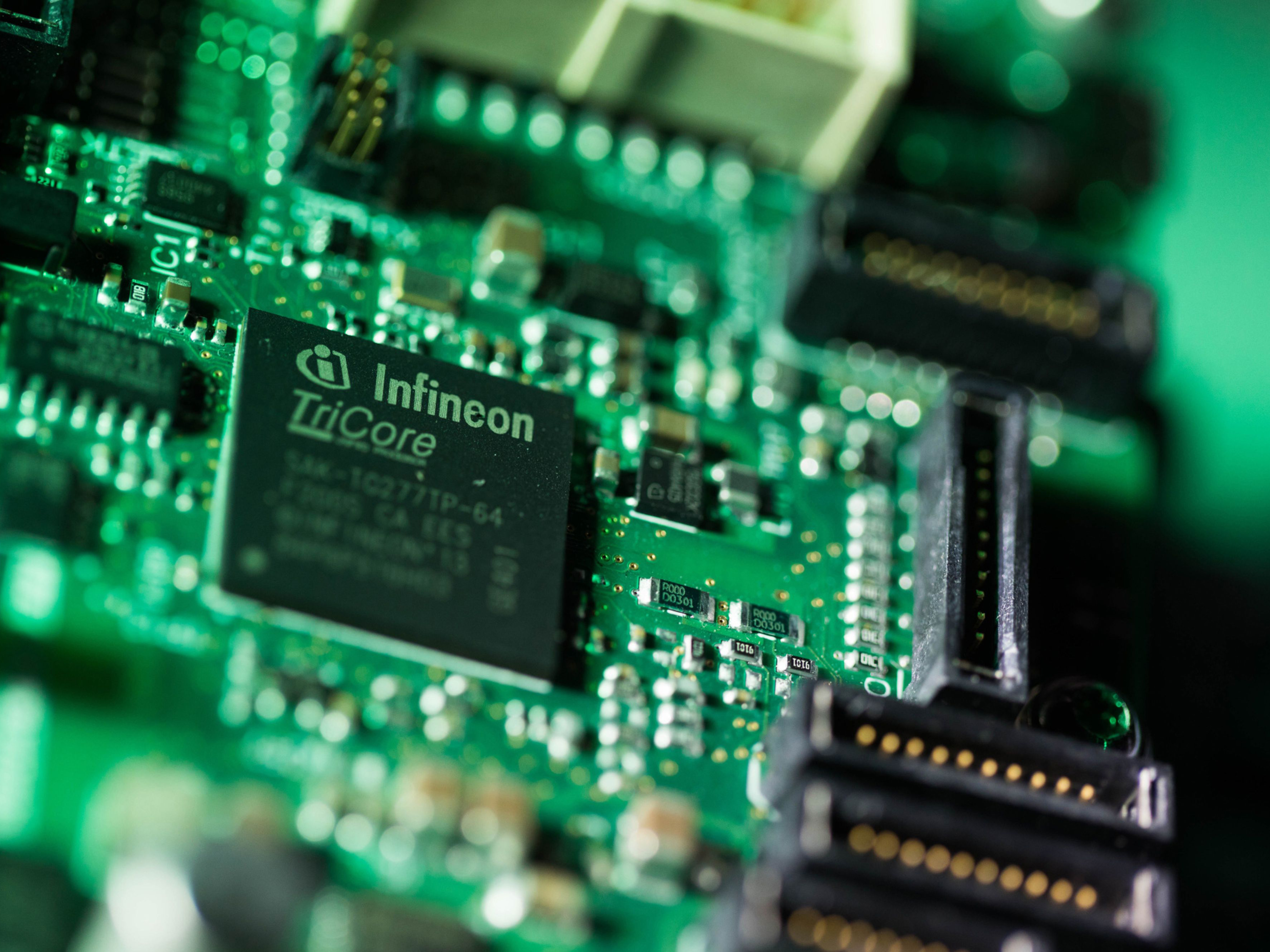 An Infineon TriCore microcontroller computer circuit component. Photo: Bloomberg.