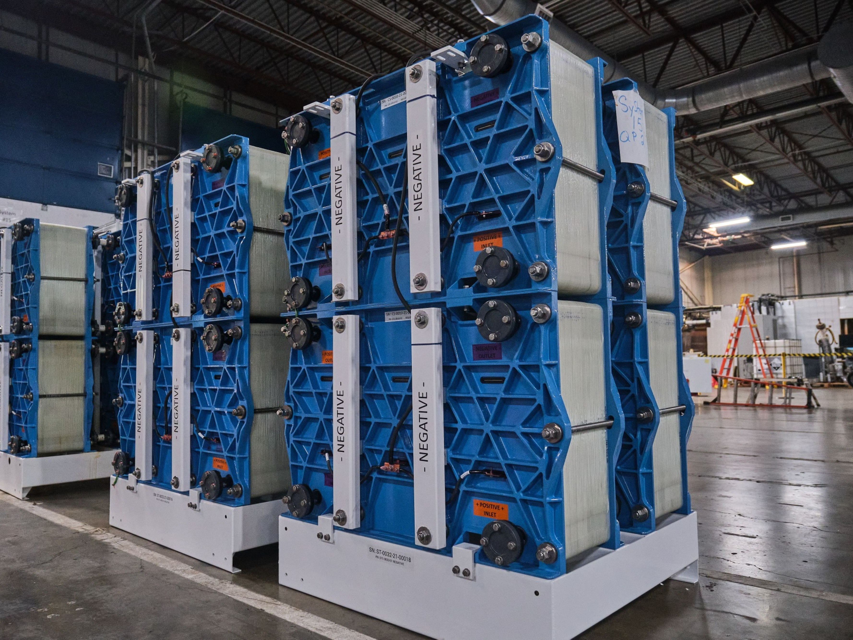 Iron-flow batteries on the production floor at the Energy Storage Systems Inc. (ESS Inc.) facility in Wilsonville, Oregon. Photo: Bloomberg.