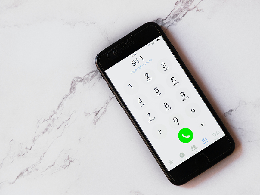 Universal emergency number '9-1-1' is shown on a smartphone keypad. Photo: Oleg Magni/ Pexels.