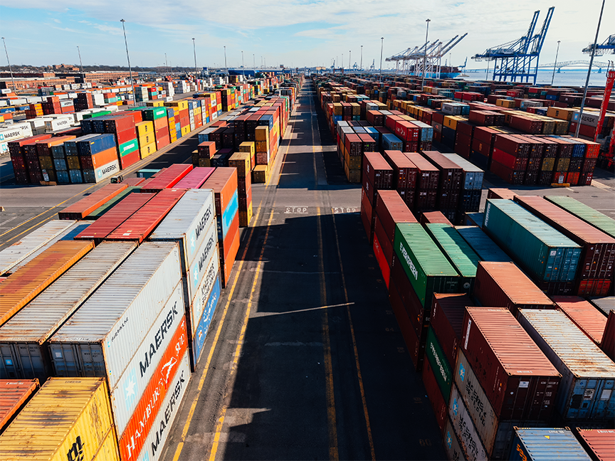 Rows of shipping containers at the Port of Baltimore in Baltimore, Maryland. Photo: Kelly Lacy/ Pexels.
