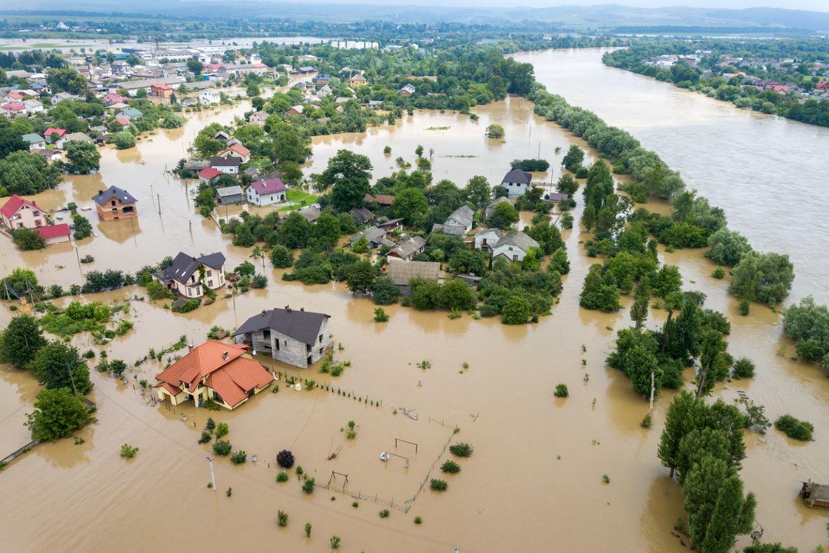 The Dnister river in Halych town, western Ukraine. Photo: iStock.com/Bilanol