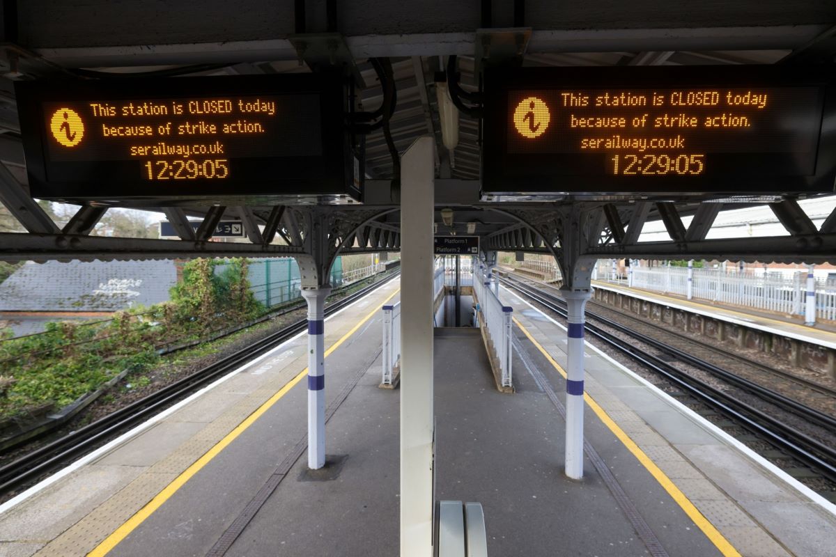 Shortlands railway station, closed due to strike action by the National Union of Rail, Maritime and Transport, near Sevenoaks, U.K., on Friday, Jan. 6, 2023. Photo: Bloomberg