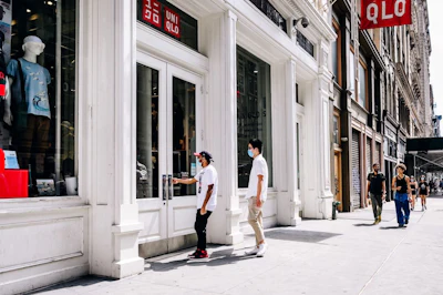 Uniqlo Retail Store Bloomberg