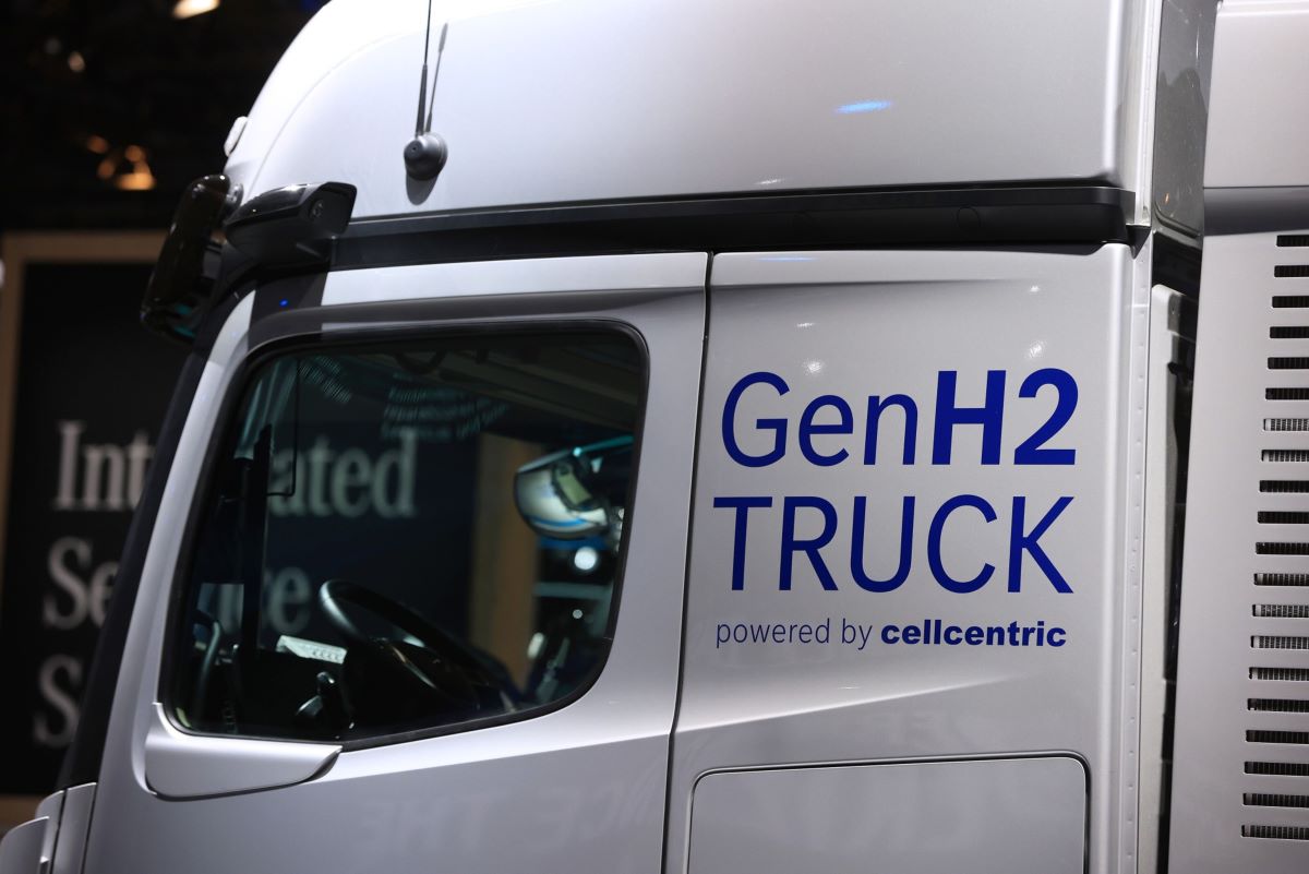 A Mercedes-Benz GenH2 hydrogen-powered truck at the IAA Transportation show last year in Hanover, Germany. Photographer: Krisztian Bocsi/Bloomberg