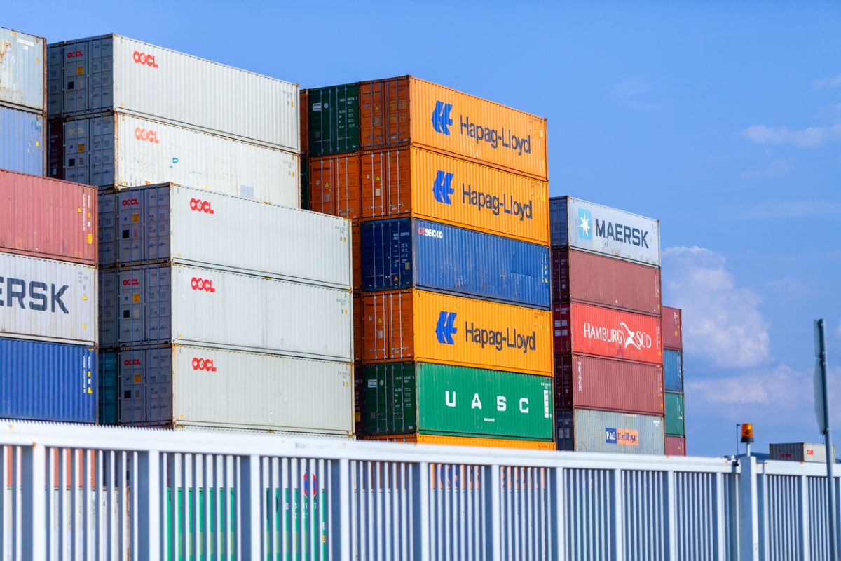 Photo: iStock.com/huettenhoelscher