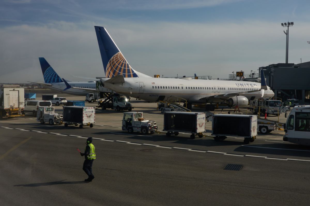 United Airlines operated Boeing passenger aircraft at Newark Liberty International Airport (EWR) in Newark, New Jersey. Photographer: Bing Guan/Bloomberg