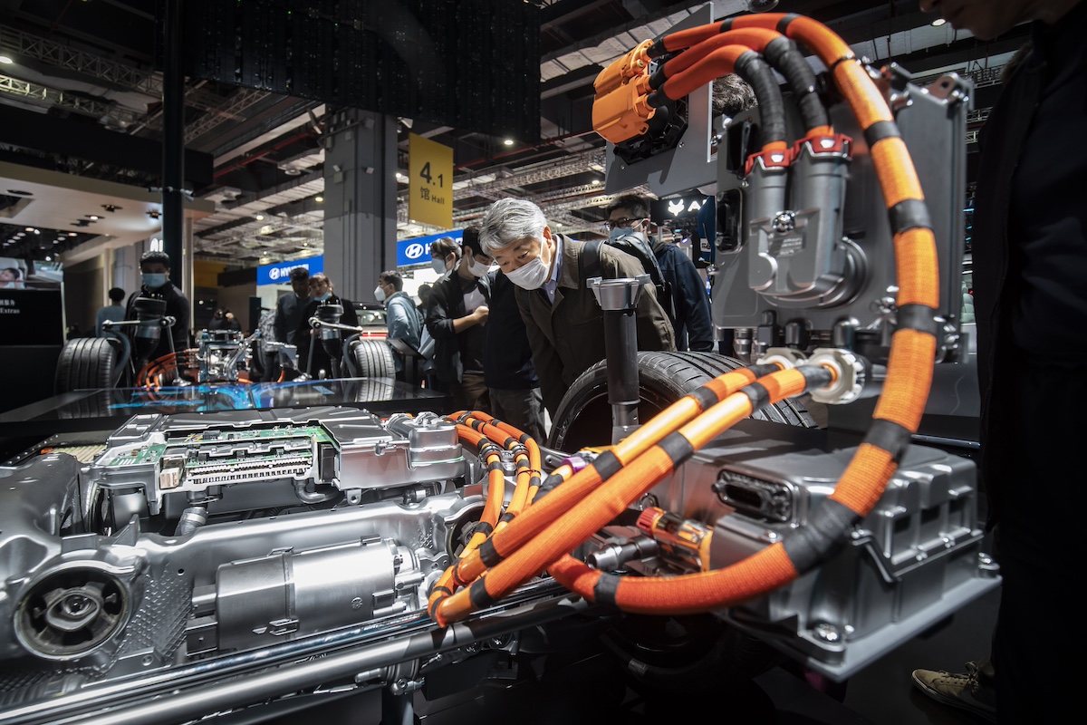 The powertrain of a Mercedes-Benz EQS 450 4Matic SUV. Photographer: Qilai Shen/Bloomberg