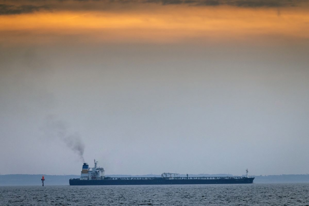 The shadow fleet tanker Turbo Voyager transits through Denmark’s Great Belt carrying Russian oil to India. Russia shipped 3.28 million barrels a day of crude to overseas markets in the four weeks to Nov. 17. Photographer: Carsten Snejbjerg/Bloomberg