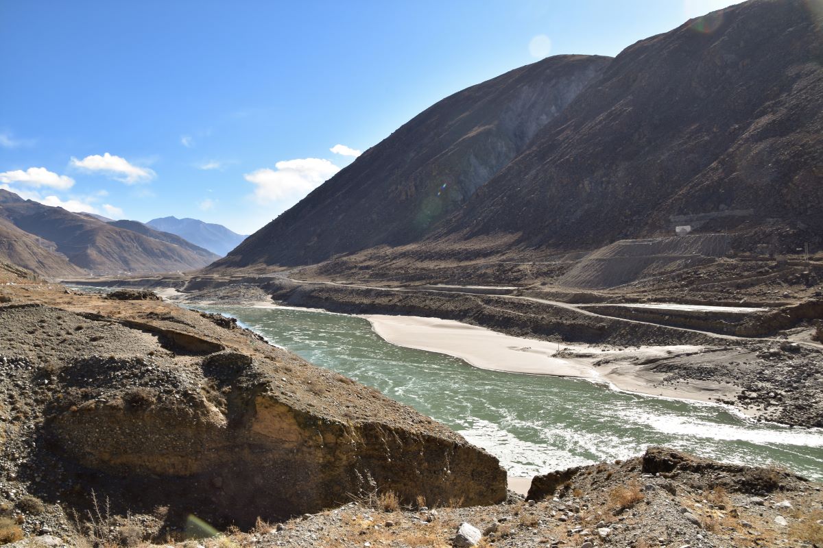 The Yarlung Tsangpo River. Photo: iStock/Stephen Anthony Rohan