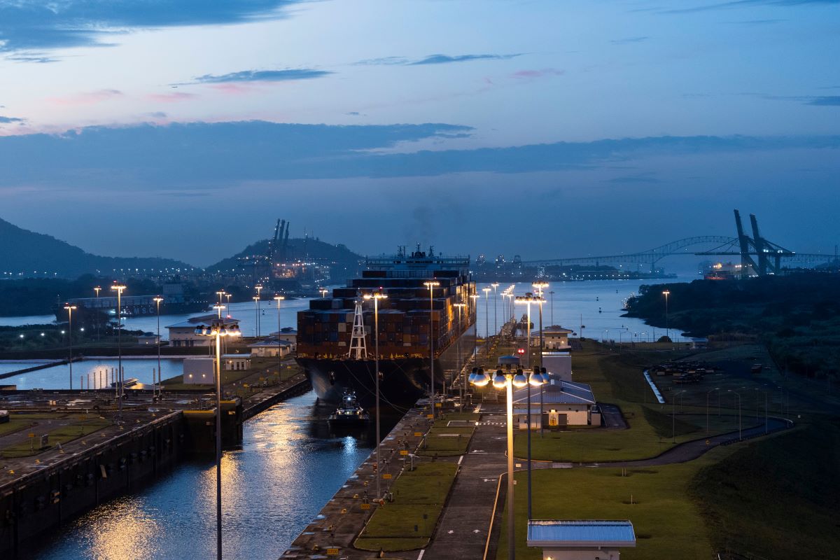A ship in the Cocoli Locks of the Panama Canal in Panama City. Photographer: Tarina Rodriguez/Bloomberg