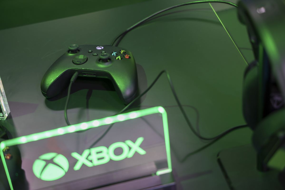 An Xbox games controller. Photographer: Alex Kraus/Bloomberg