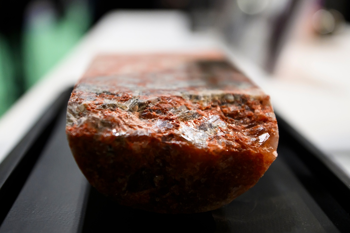 A Potash sample displayed during a conference in Toronto, Ontario, Canada. Photo: Christopher Katsarov Luna / Bloomberg