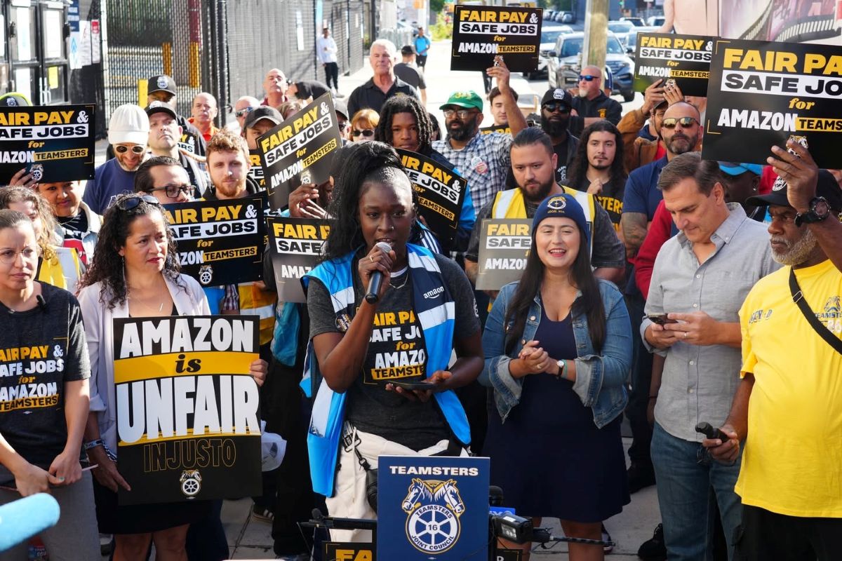 Photo: Teamsters for a Democratic Union