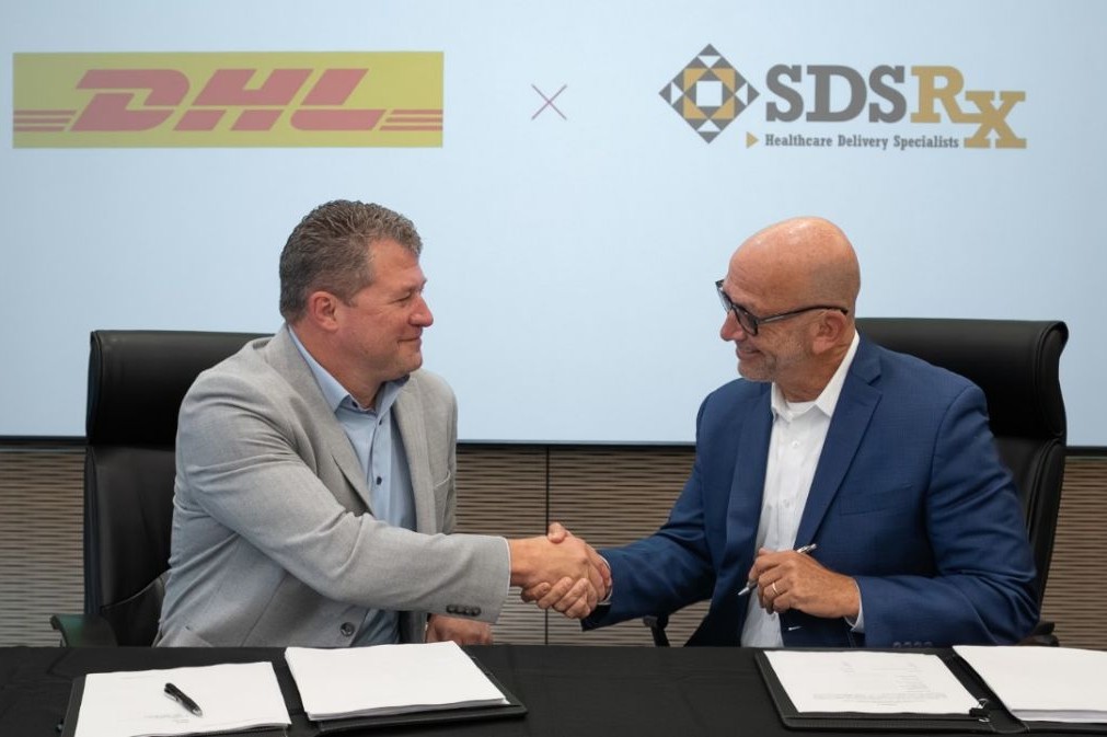 Mark Kunar (left), CEO DHL Supply Chain North America, and Drew Kronick, Founder, CEO & Managing Partner of SDS Rx. Photo: DHL