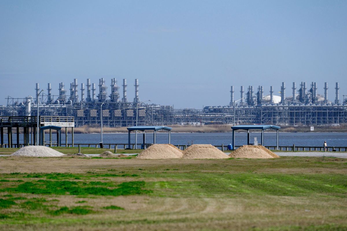Liquefied natural gas (LNG) export terminal in Cameron, Louisiana. Photographer: Callaghan O'Hare/Bloomberg
