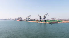 Port of Yantai, China. Photo: iStock/daizuoxin
