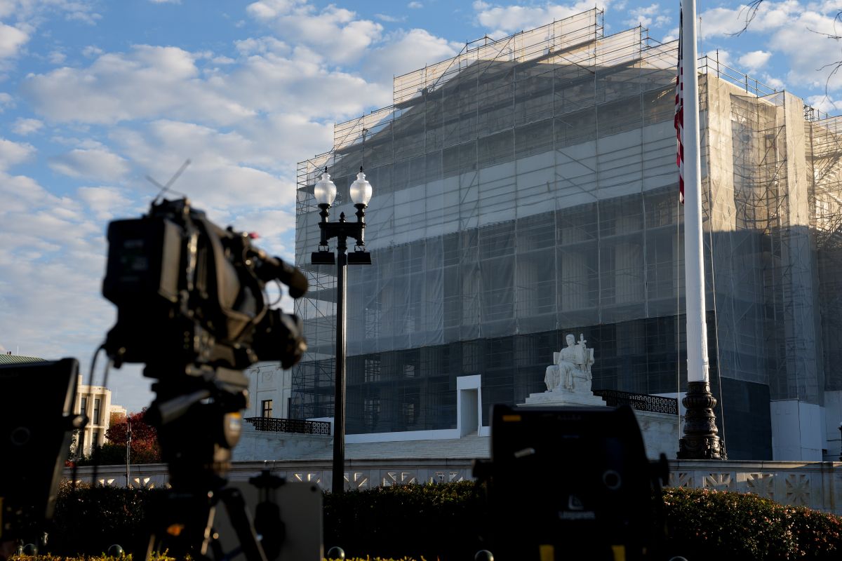 A television camera set up outside the U.S. Supreme Court on November 5. Photographer: Eric Lee/Bloomberg