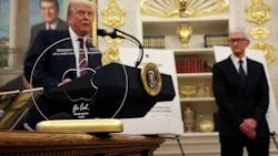 Cook and Trump in the Oval Office. Photo: Bloomberg