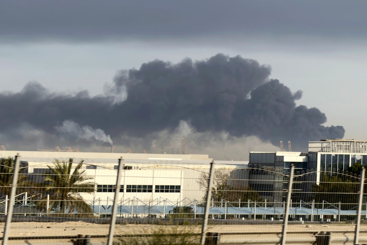 Smoke rises from Jebel Ali port after an Iranian missile attack in Dubai, March 1. Photographer: Christopher Pike/Bloomberg