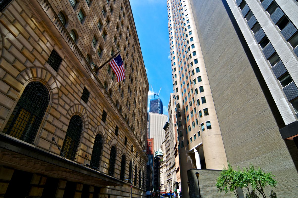 The New York Federal Reserve Building (left) in lower Manhattan. Photo: iStock/JayLazarin