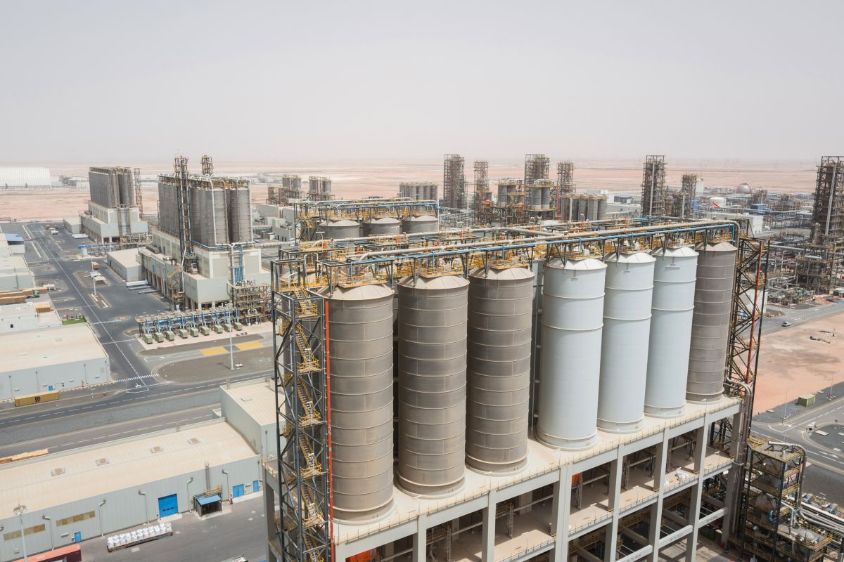 Processing tank at the Abu Dhabi National Oil Co Ruwais refinery and petrochemical complex in Al Ruwais, United Arab Emirates. Photographer: Christophe Viseux/Bloomberg