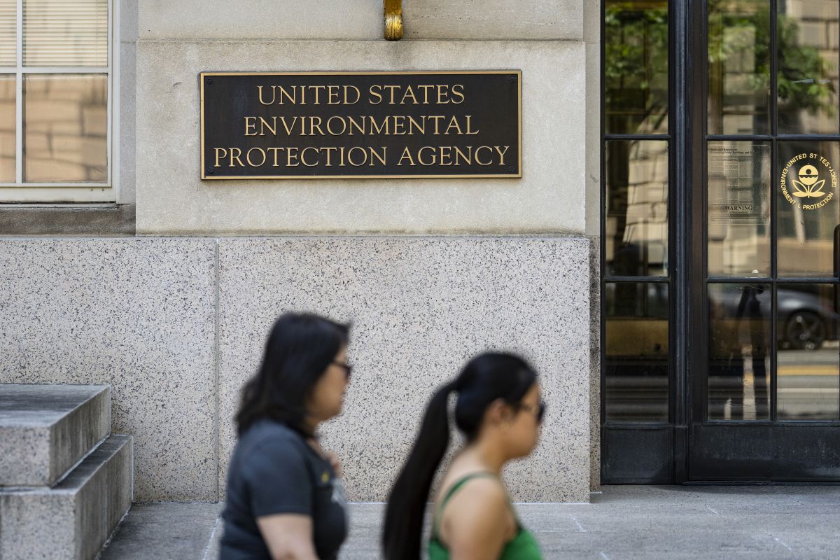 The Environmental Protection Agency headquarters in Washington. Photographer: Al Drago/Bloomberg