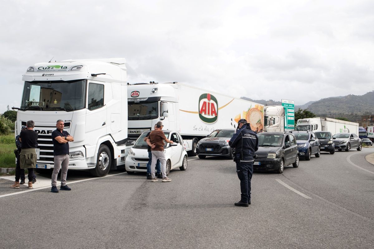 On the A1, which leads to the mozzarella center of Caserta, Italy, motorists were stuck in traffic near the city of Naples after truckers restricted access. Photo: Bloomberg