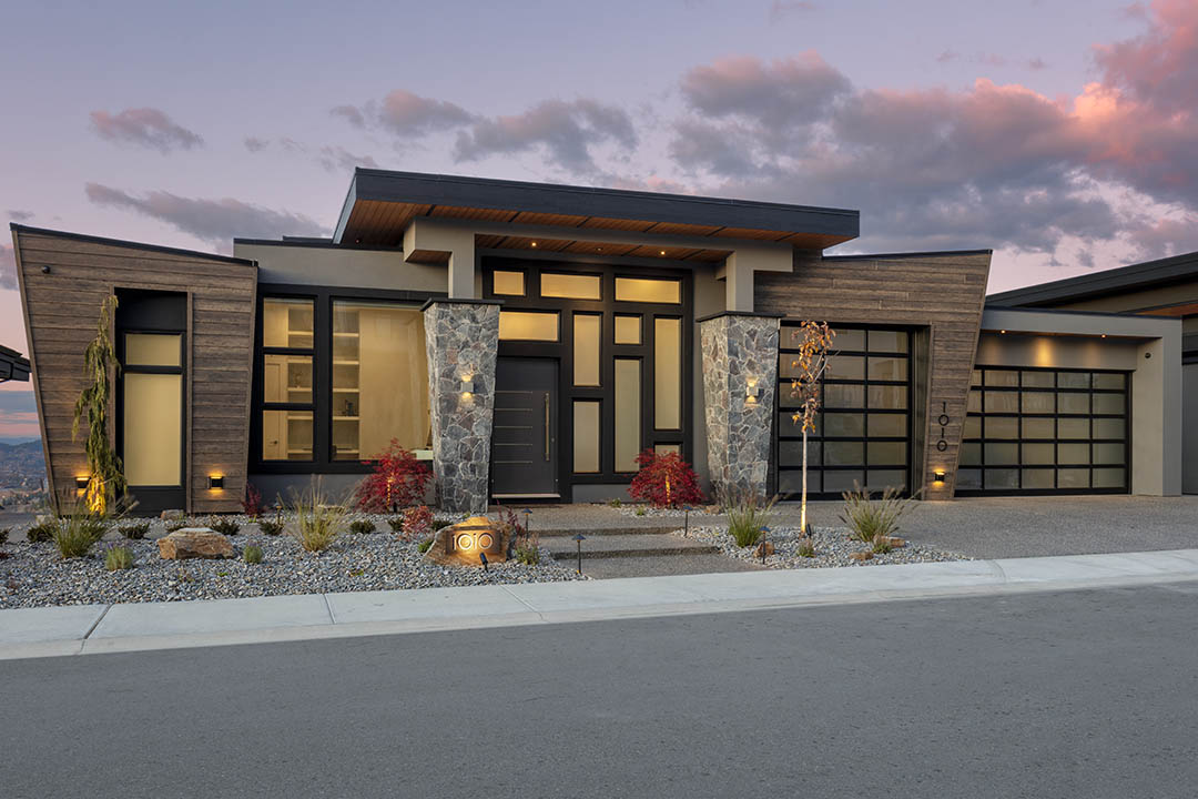 Low-Maintenance Solutions With High-Quality Style: RusticSeries™ Lap by ...