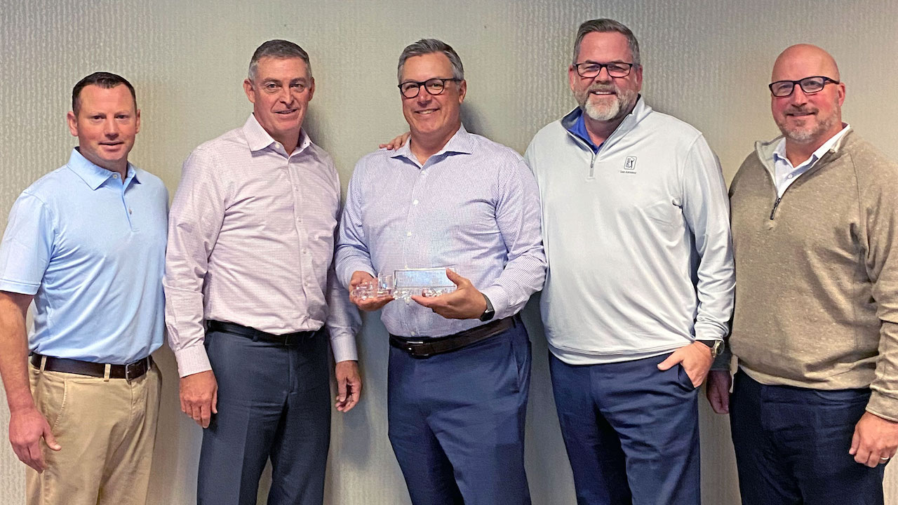 DW Distribution announces GAF as 2021 Vendor of the Year | LBM Journal
