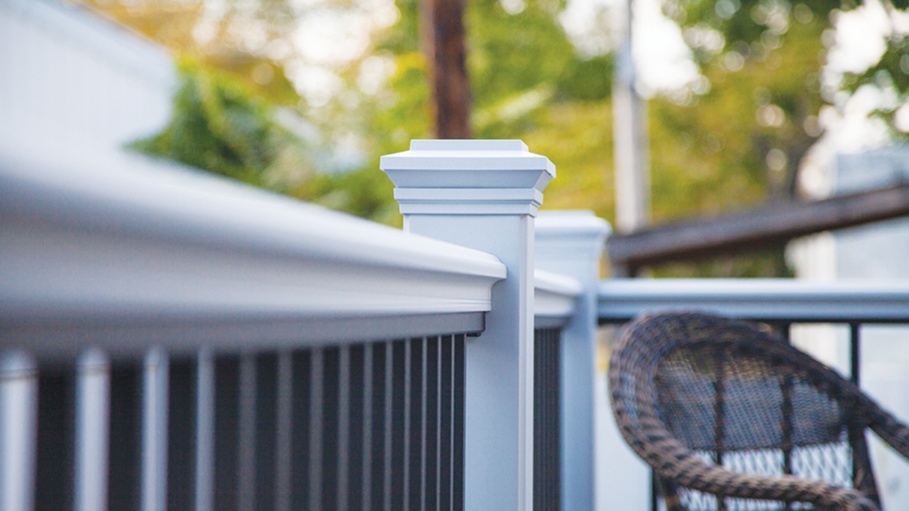 MoistureShield Solid Core Composite Series Railing | LBM Journal