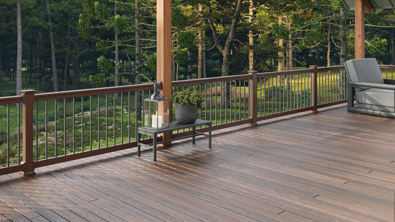 Envision Fairway Railing | LBM Journal