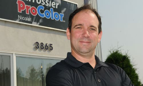 Patrick Raymond of Carrossier ProColor Nicolet. Photo by Jean-Marie Savard, Le Carrossier.