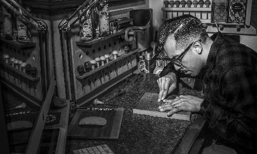 Alex Carmona&rsquo;s artistry will give 2018 SEMA Show signage an authentic and unique look. [Photo by Dan Rioz Photography]