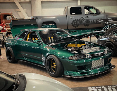 Cole Marten’s setup, an AWD 1991 Nissan Skyline R32 GTR.