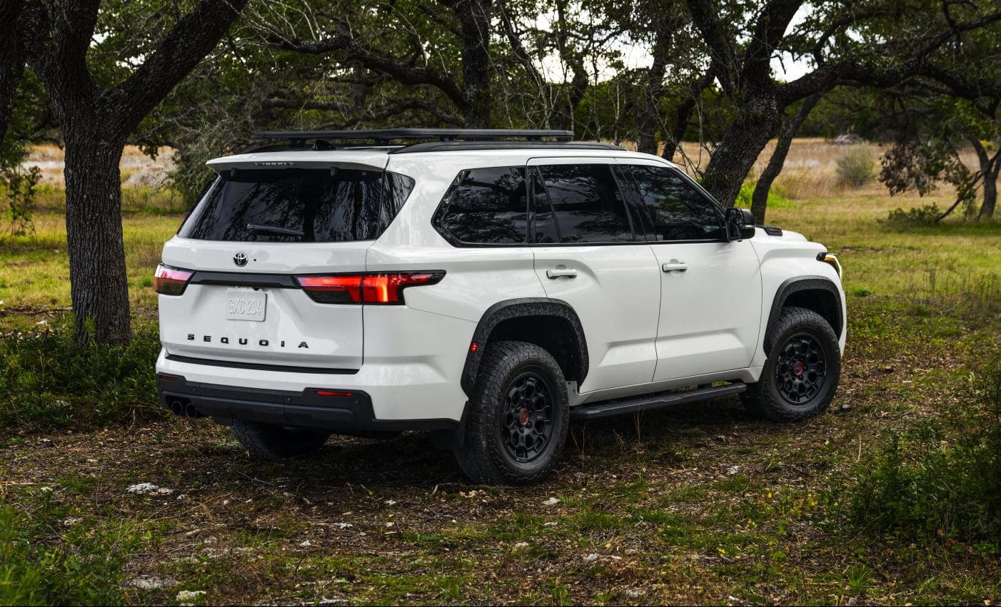 2023_Toyota_Sequoia_TRD-Pro_033-1500&times;1000