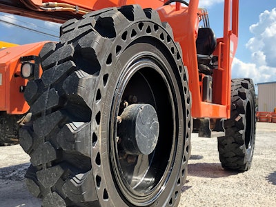 The LIFTBOSS A/T Tire from OTR provides multi-surface traction for optimized performance in construction and material handling environments, including asphalt, concrete, and gravel.