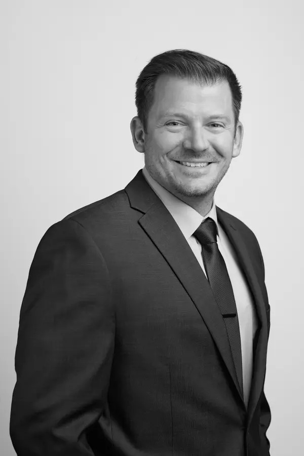 Chris Cowan Headshot